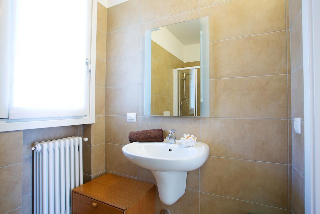 4 Village Centre Lenno Homes With Pool-By Italian Apartments Zimmer foto
