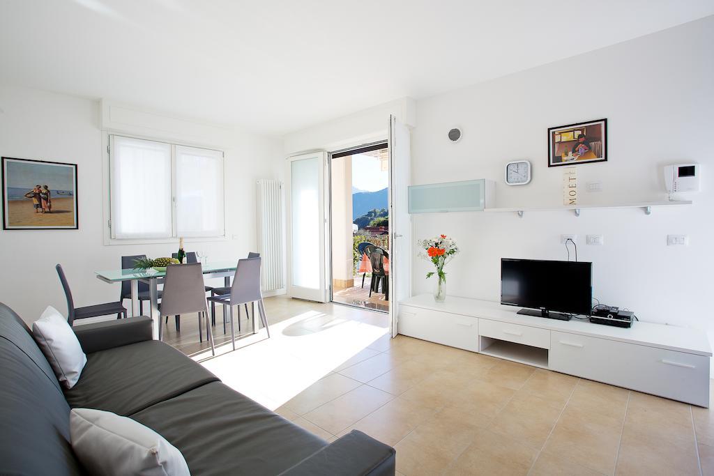 4 Village Centre Lenno Homes With Pool-By Italian Apartments Zimmer foto